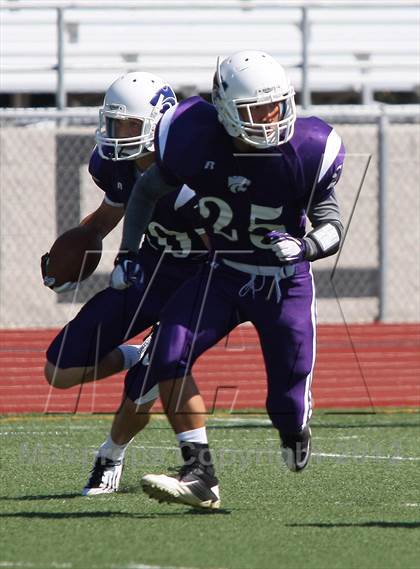 Thumbnail 2 in Franklin vs. Thousand Oaks (Battle for Veterans) photogallery.