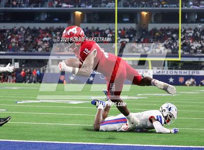 Thumbnail 1 in North Shore vs. Duncanville (UIL Football 6A D1 Finals) photogallery.