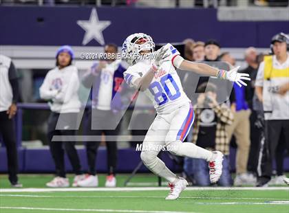 Thumbnail 3 in North Shore vs. Duncanville (UIL Football 6A D1 Finals) photogallery.