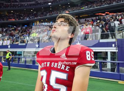Thumbnail 3 in North Shore vs. Duncanville (UIL Football 6A D1 Finals) photogallery.