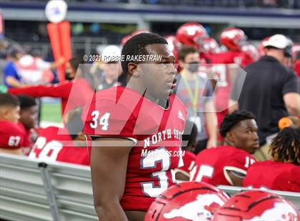 Thumbnail 2 in North Shore vs. Duncanville (UIL Football 6A D1 Finals) photogallery.