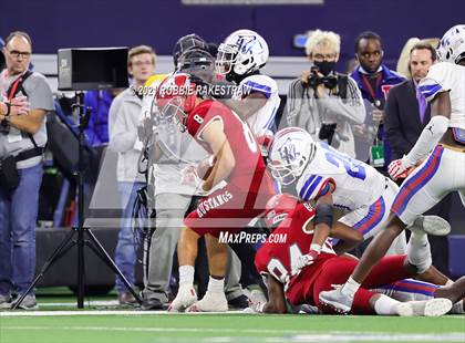 Thumbnail 2 in North Shore vs. Duncanville (UIL Football 6A D1 Finals) photogallery.
