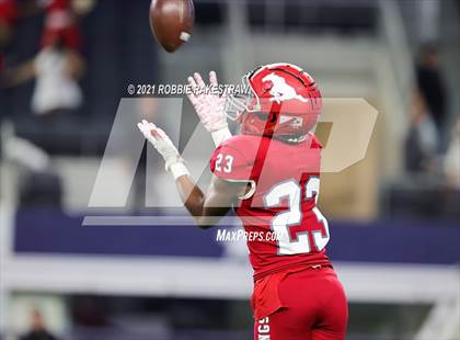 Thumbnail 2 in North Shore vs. Duncanville (UIL Football 6A D1 Finals) photogallery.