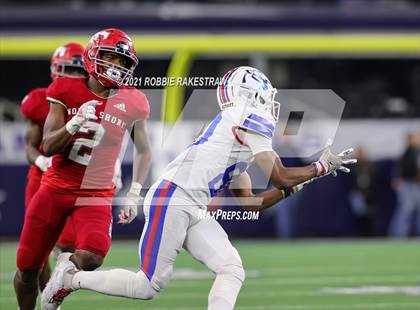 Thumbnail 2 in North Shore vs. Duncanville (UIL Football 6A D1 Finals) photogallery.