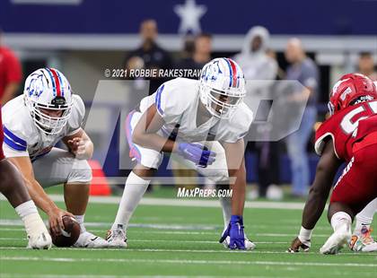 Thumbnail 1 in North Shore vs. Duncanville (UIL Football 6A D1 Finals) photogallery.