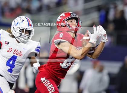 Thumbnail 2 in North Shore vs. Duncanville (UIL Football 6A D1 Finals) photogallery.