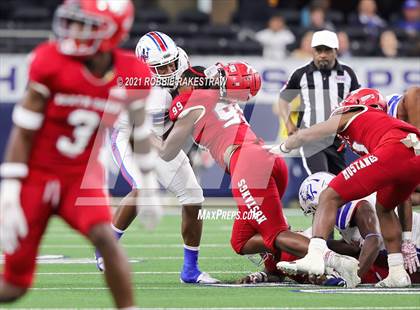 Thumbnail 3 in North Shore vs. Duncanville (UIL Football 6A D1 Finals) photogallery.