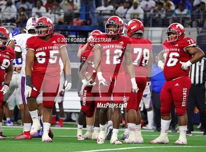 Thumbnail 3 in North Shore vs. Duncanville (UIL Football 6A D1 Finals) photogallery.