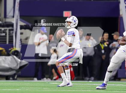 Thumbnail 1 in North Shore vs. Duncanville (UIL Football 6A D1 Finals) photogallery.