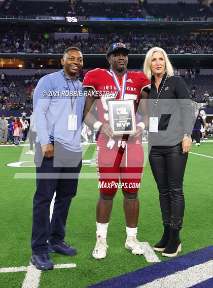 Thumbnail 1 in North Shore vs. Duncanville (UIL Football 6A D1 Finals) photogallery.