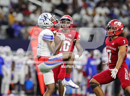 Thumbnail 2 in North Shore vs. Duncanville (UIL Football 6A D1 Finals) photogallery.