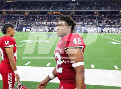 Thumbnail 2 in North Shore vs. Duncanville (UIL Football 6A D1 Finals) photogallery.