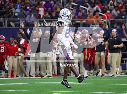 Thumbnail 1 in North Shore vs. Duncanville (UIL Football 6A D1 Finals) photogallery.