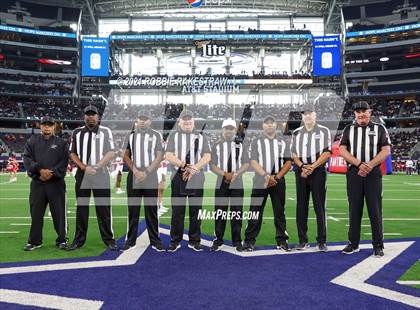 Thumbnail 3 in North Shore vs. Duncanville (UIL Football 6A D1 Finals) photogallery.