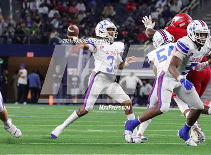 Thumbnail 2 in North Shore vs. Duncanville (UIL Football 6A D1 Finals) photogallery.