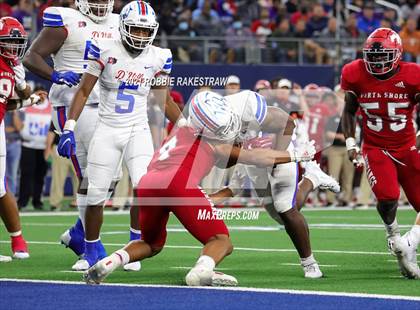Thumbnail 1 in North Shore vs. Duncanville (UIL Football 6A D1 Finals) photogallery.