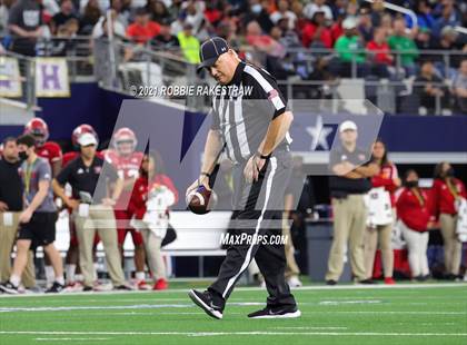 Thumbnail 3 in North Shore vs. Duncanville (UIL Football 6A D1 Finals) photogallery.