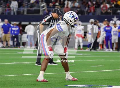 Thumbnail 1 in North Shore vs. Duncanville (UIL Football 6A D1 Finals) photogallery.