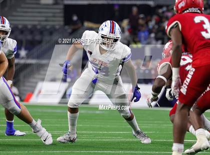 Thumbnail 2 in North Shore vs. Duncanville (UIL Football 6A D1 Finals) photogallery.