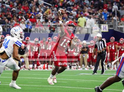Thumbnail 1 in North Shore vs. Duncanville (UIL Football 6A D1 Finals) photogallery.