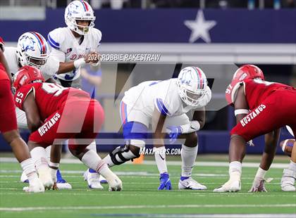 Thumbnail 3 in North Shore vs. Duncanville (UIL Football 6A D1 Finals) photogallery.