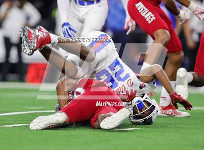 Thumbnail 3 in North Shore vs. Duncanville (UIL Football 6A D1 Finals) photogallery.