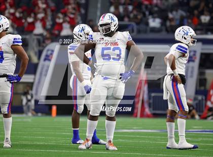 Thumbnail 3 in North Shore vs. Duncanville (UIL Football 6A D1 Finals) photogallery.