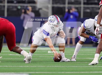 Thumbnail 3 in North Shore vs. Duncanville (UIL Football 6A D1 Finals) photogallery.