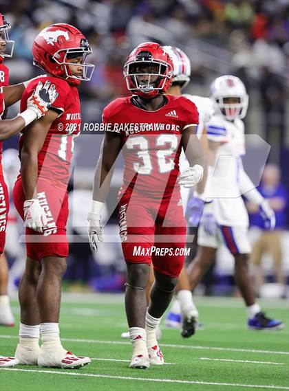 Thumbnail 2 in North Shore vs. Duncanville (UIL Football 6A D1 Finals) photogallery.