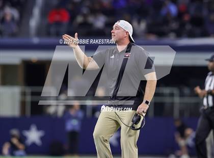 Thumbnail 1 in North Shore vs. Duncanville (UIL Football 6A D1 Finals) photogallery.