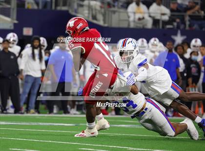 Thumbnail 2 in North Shore vs. Duncanville (UIL Football 6A D1 Finals) photogallery.