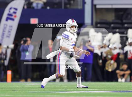 Thumbnail 1 in North Shore vs. Duncanville (UIL Football 6A D1 Finals) photogallery.