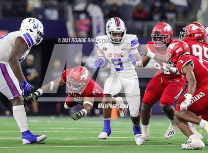 Thumbnail 2 in North Shore vs. Duncanville (UIL Football 6A D1 Finals) photogallery.
