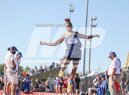 Thumbnail 1 in NYSPHAA Outdoor Track & Field Championships (Long Jump) photogallery.
