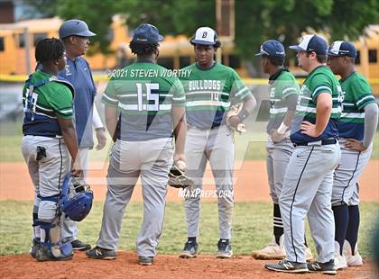 Thumbnail 1 in Enloe @ Southeast Raleigh photogallery.