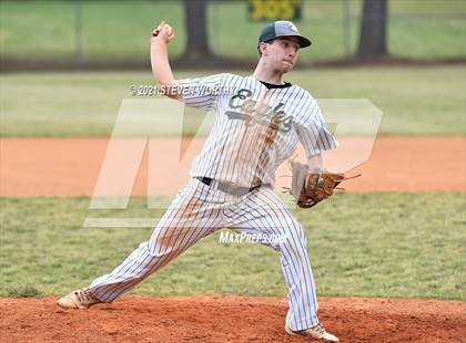 Thumbnail 3 in Enloe @ Southeast Raleigh photogallery.