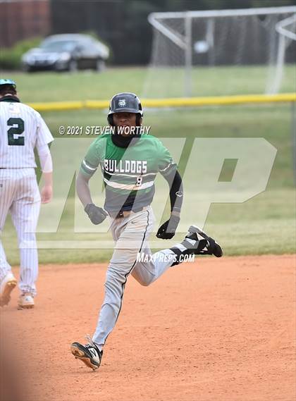Thumbnail 2 in Enloe @ Southeast Raleigh photogallery.