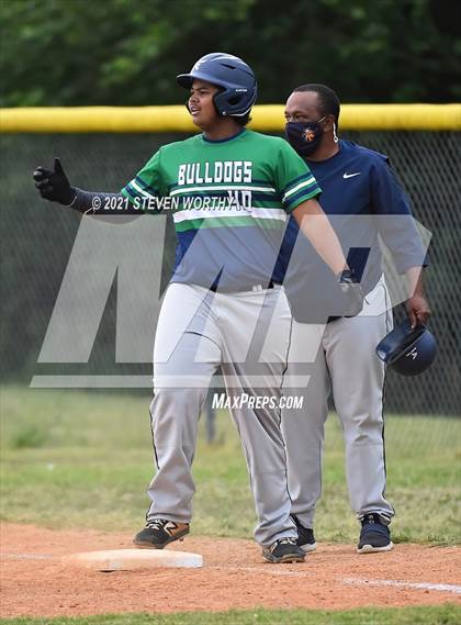 Thumbnail 3 in Enloe @ Southeast Raleigh photogallery.