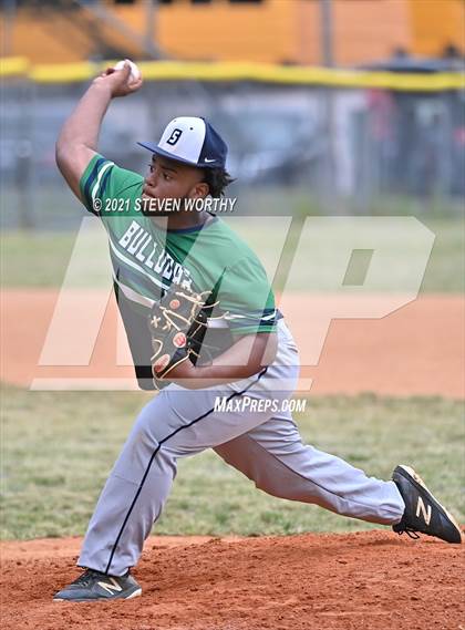 Thumbnail 3 in Enloe @ Southeast Raleigh photogallery.