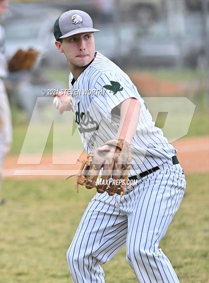Thumbnail 2 in Enloe @ Southeast Raleigh photogallery.