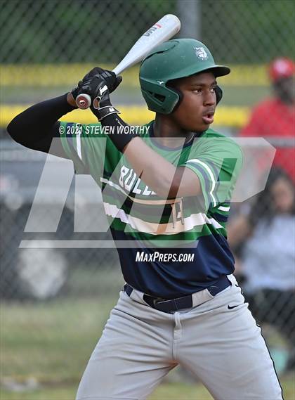 Thumbnail 2 in Enloe @ Southeast Raleigh photogallery.