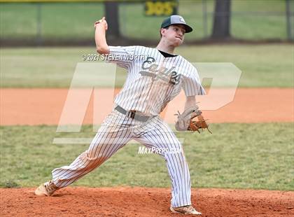 Thumbnail 1 in Enloe @ Southeast Raleigh photogallery.