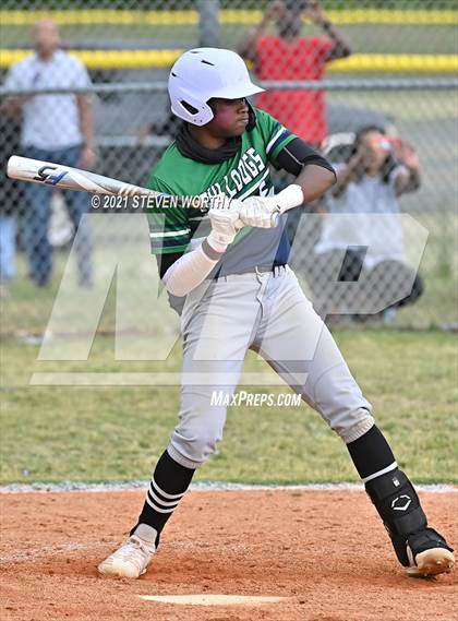 Thumbnail 1 in Enloe @ Southeast Raleigh photogallery.