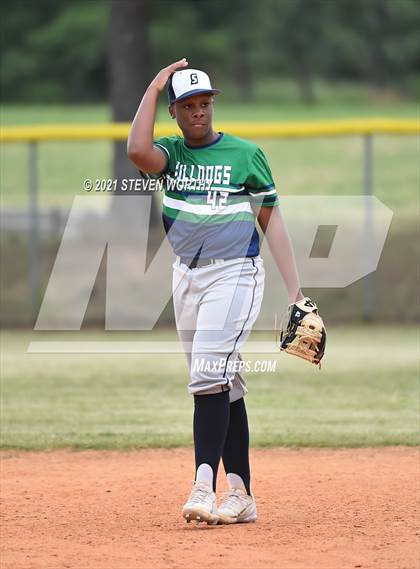 Thumbnail 2 in Enloe @ Southeast Raleigh photogallery.