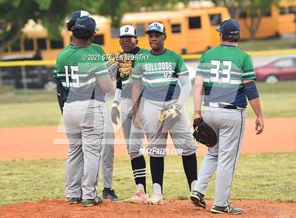 Thumbnail 1 in Enloe @ Southeast Raleigh photogallery.