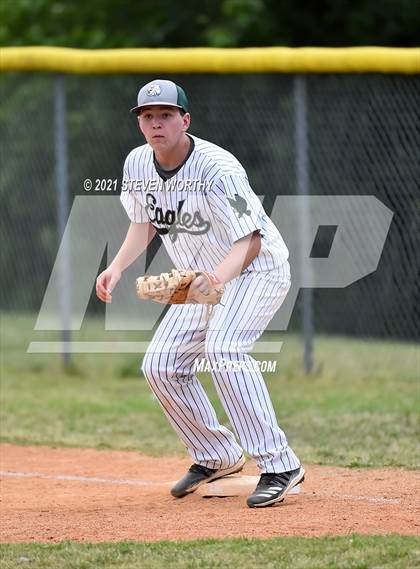 Thumbnail 3 in Enloe @ Southeast Raleigh photogallery.