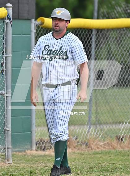 Thumbnail 3 in Enloe @ Southeast Raleigh photogallery.