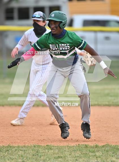 Thumbnail 3 in Enloe @ Southeast Raleigh photogallery.