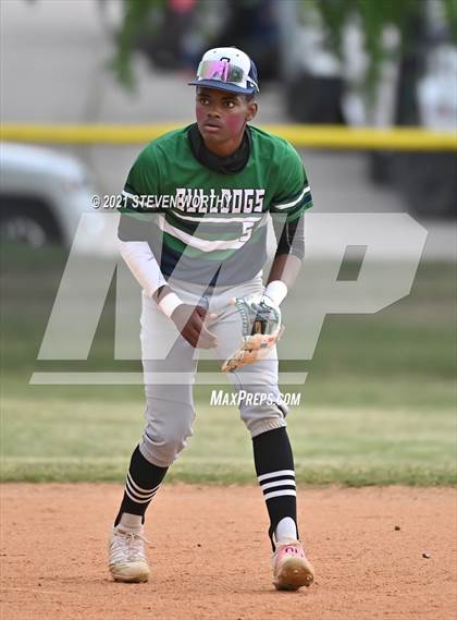 Thumbnail 2 in Enloe @ Southeast Raleigh photogallery.