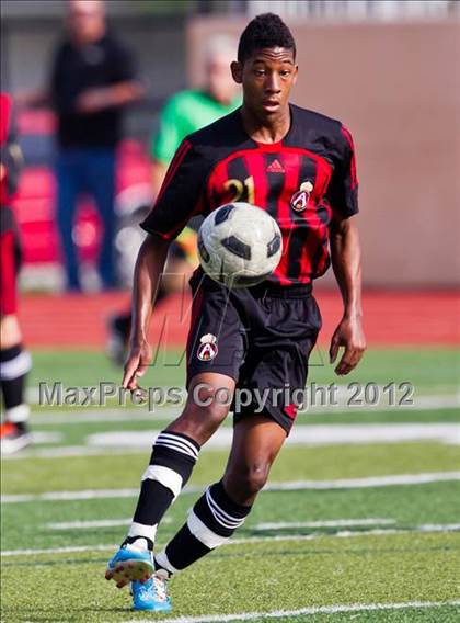 Thumbnail 2 in Fort Bend Austin vs Clear Creek (Region III Bi-District Playoff) photogallery.